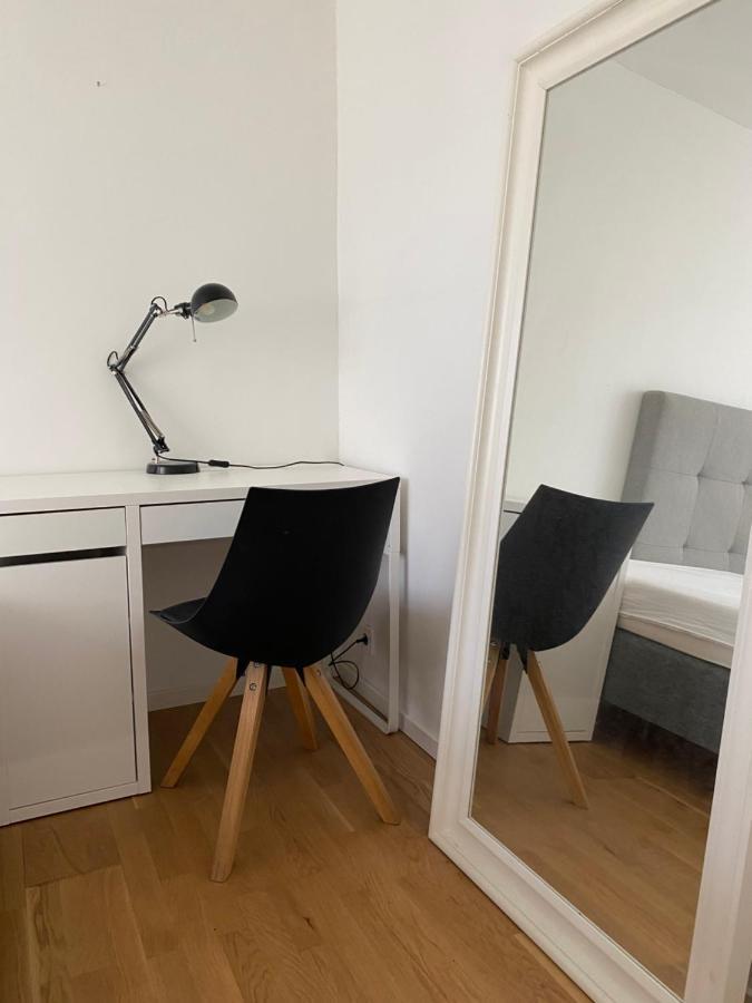 Exclusive 2 Level Etage Next To Arlanda-City Metro Stoccolma Esterno foto