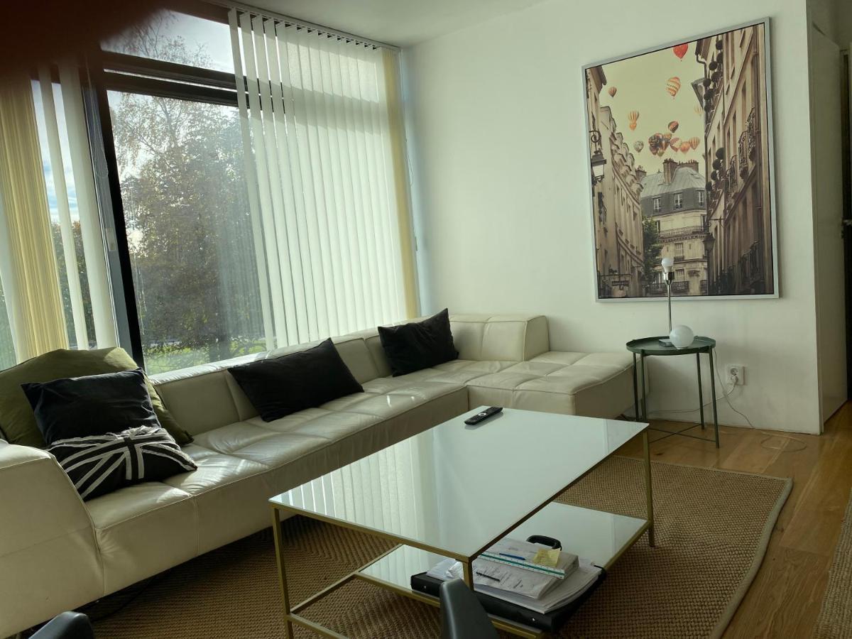 Exclusive 2 Level Etage Next To Arlanda-City Metro Stoccolma Esterno foto